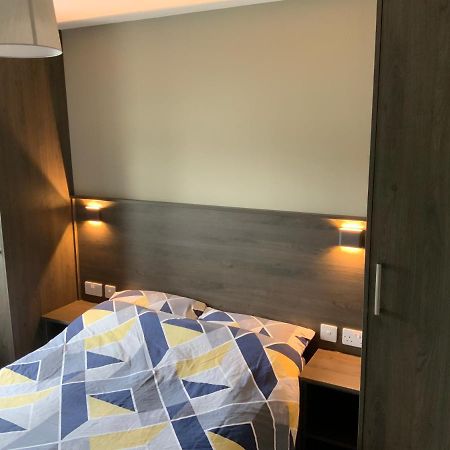 Small,Smart,Tidy 2 Bed Apartment Голуэй Экстерьер фото